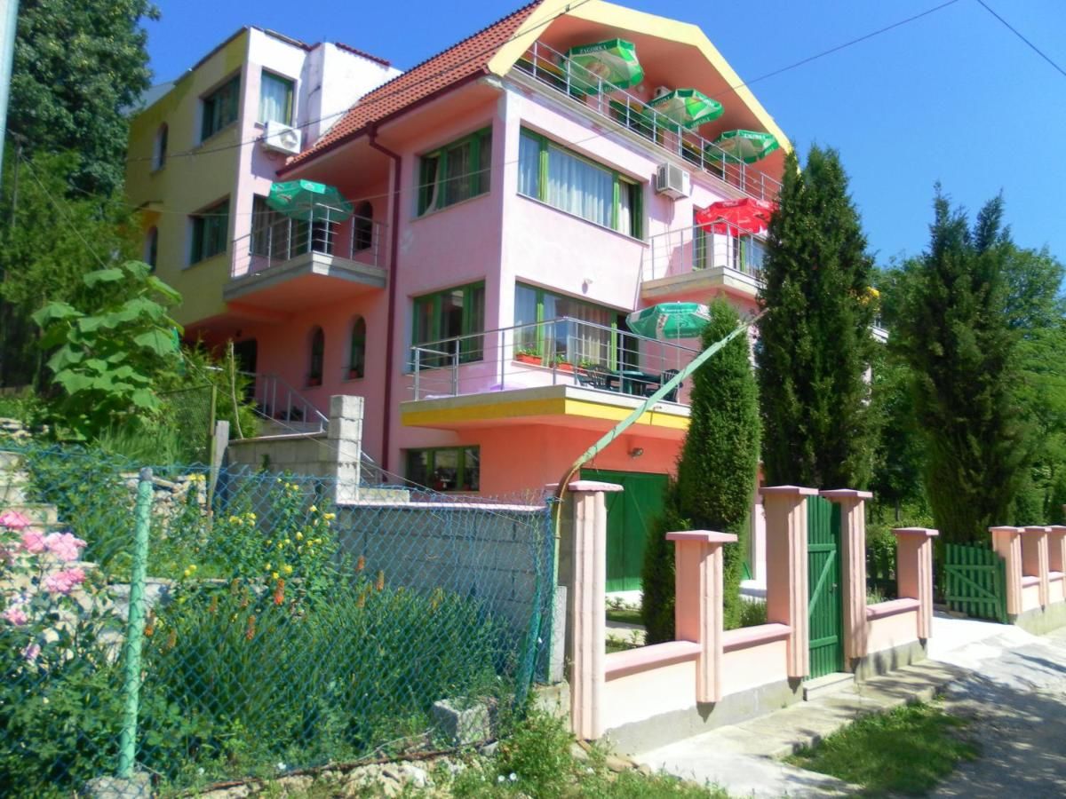 Гостевой дом Villa Mari Guest Rooms Золотые Пески-7
