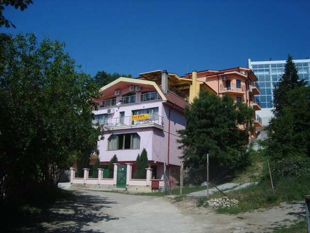 Гостевой дом Villa Mari Guest Rooms Золотые Пески-3