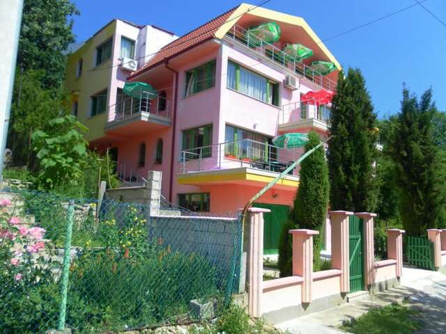 Гостевой дом Villa Mari Guest Rooms Золотые Пески-8